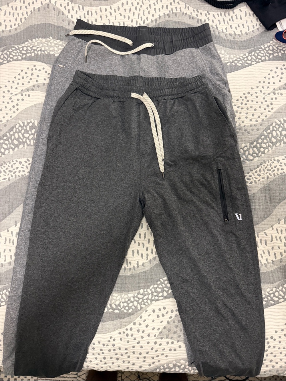 Men's Vuori Active Jogger Pants Bundle- Drawstring Waist. Size L